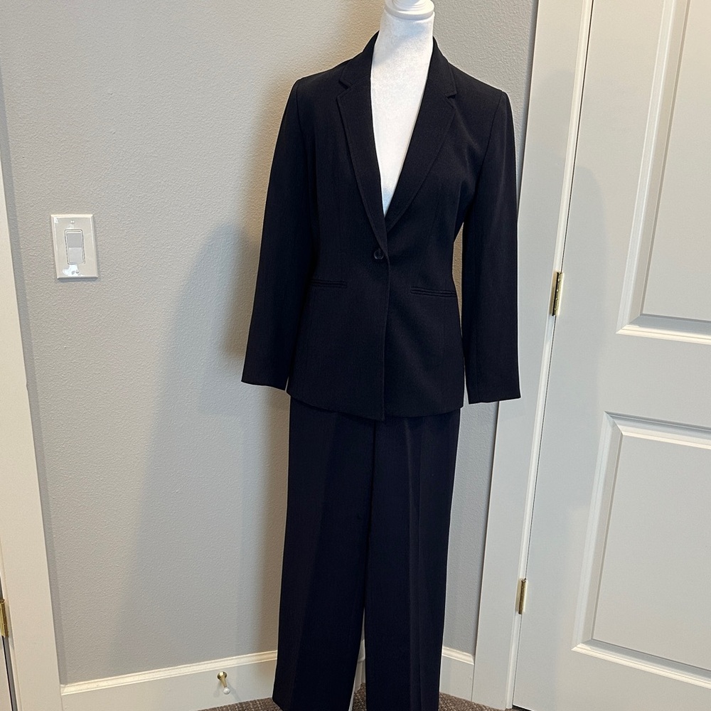 Navy Blue Women's Blazer and Pants Suit